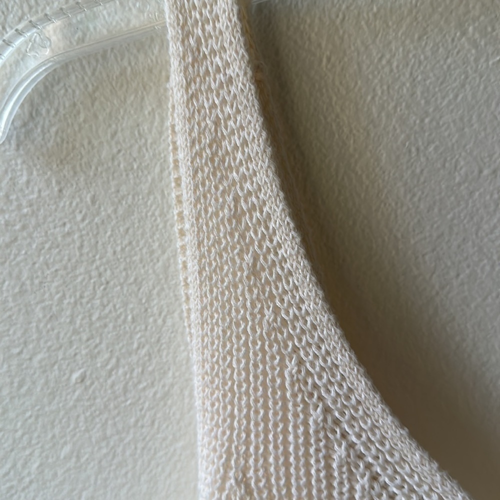 Lulus top size Medium crop sweater low twisty back baddie barbie girl ivory - Picture 3 of 9